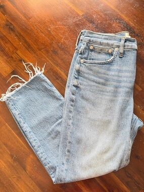 Madewell Light Blue Denim Jeans with Branded Button